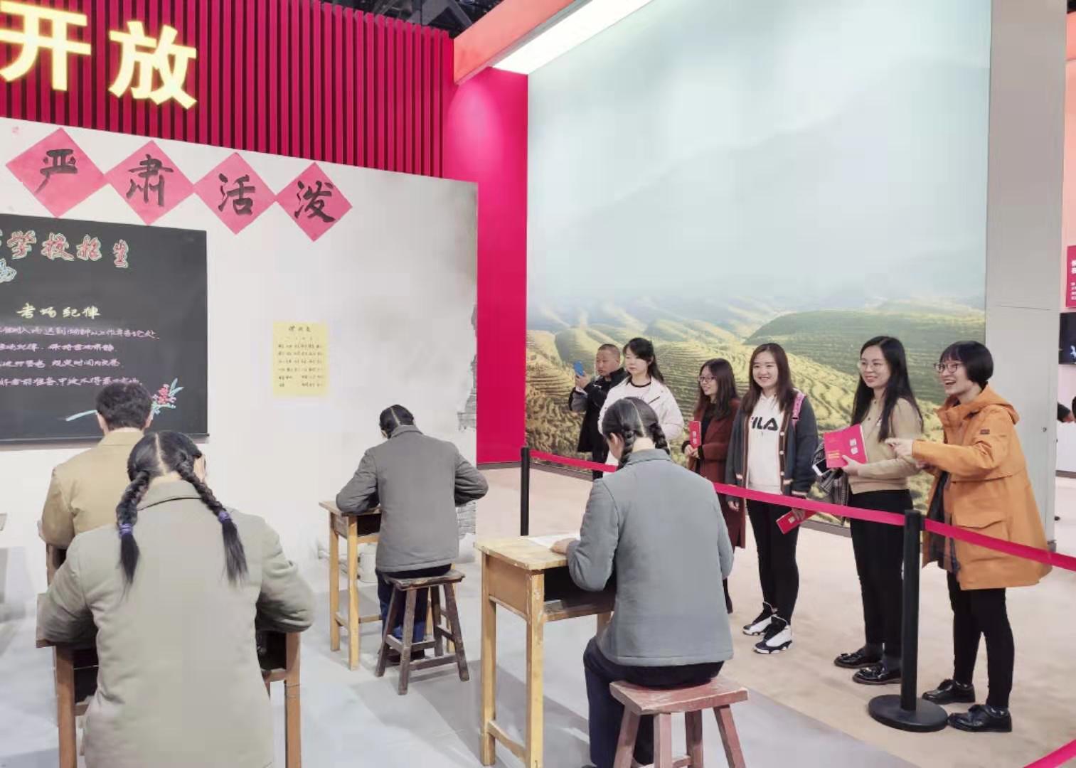 797415a1c1524cba9f69ef031c0acc33